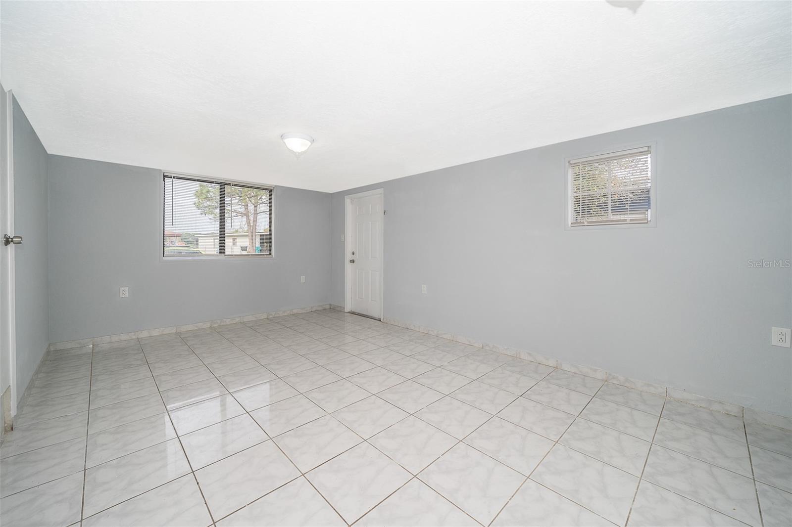 1213 Lawne Blvd Property Photo 11