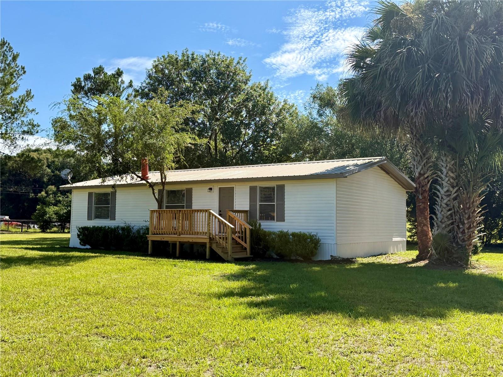 17545 Ne 37th Ct Property Photo 1