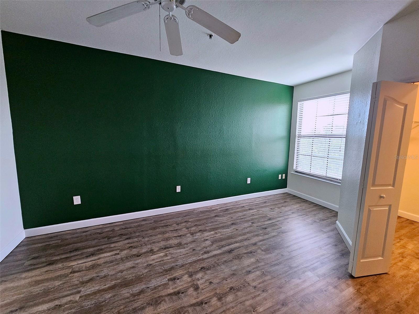 8335 38th Street Cir E #305 Property Photo 13