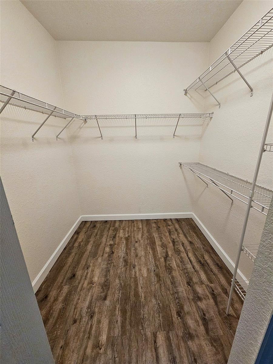 8335 38th Street Cir E #305 Property Photo 16