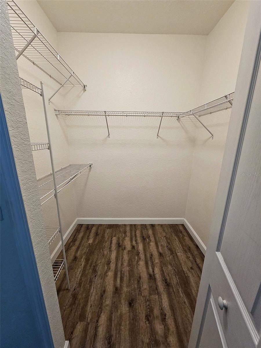 8335 38th Street Cir E #305 Property Photo 19