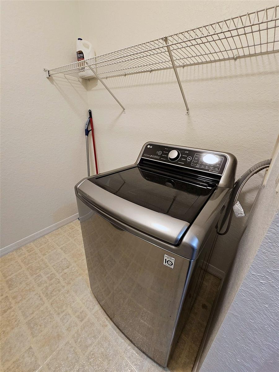 8335 38th Street Cir E #305 Property Photo 22