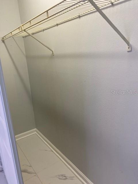 575 Bloomington Ct #20 Property Photo 8