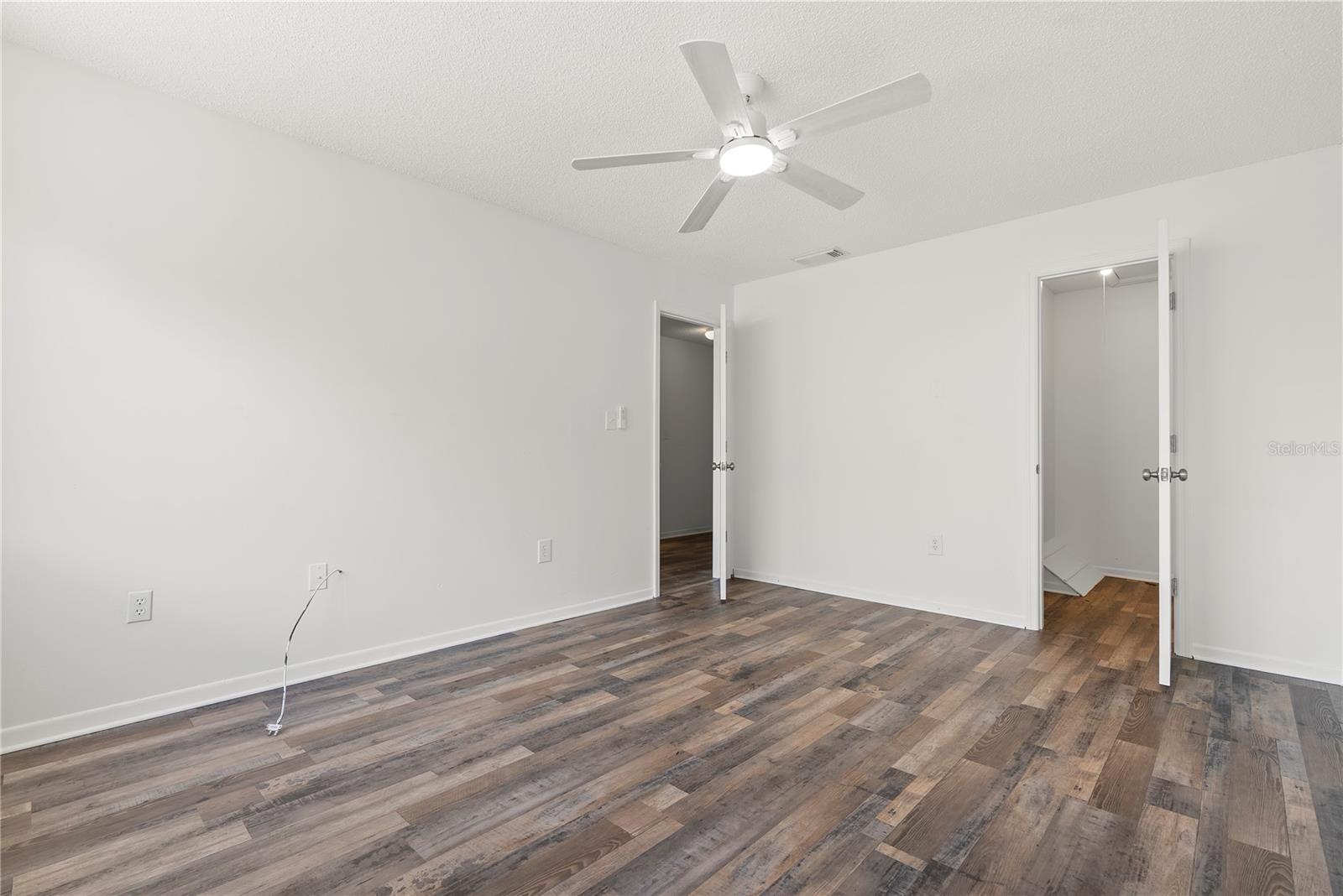 1016 Spring Meadow Dr #12 Property Photo 10