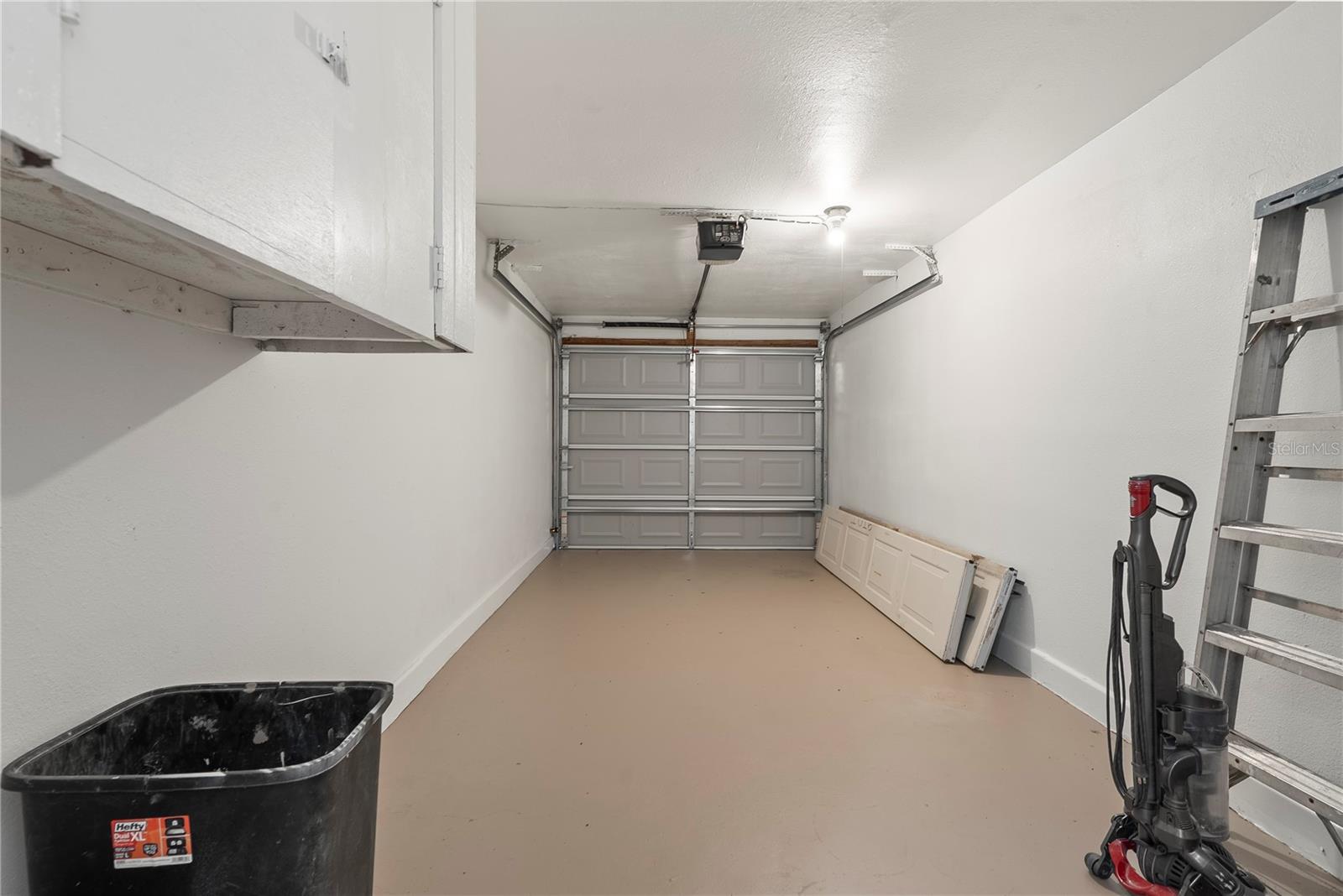 1016 Spring Meadow Dr #12 Property Photo 15