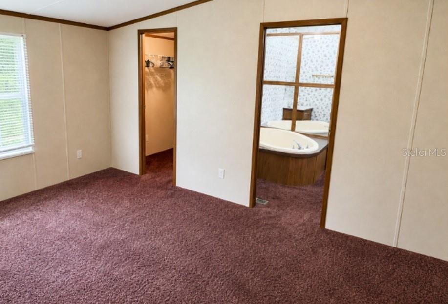 1142 Sw Jim Clark Rd Property Photo 7