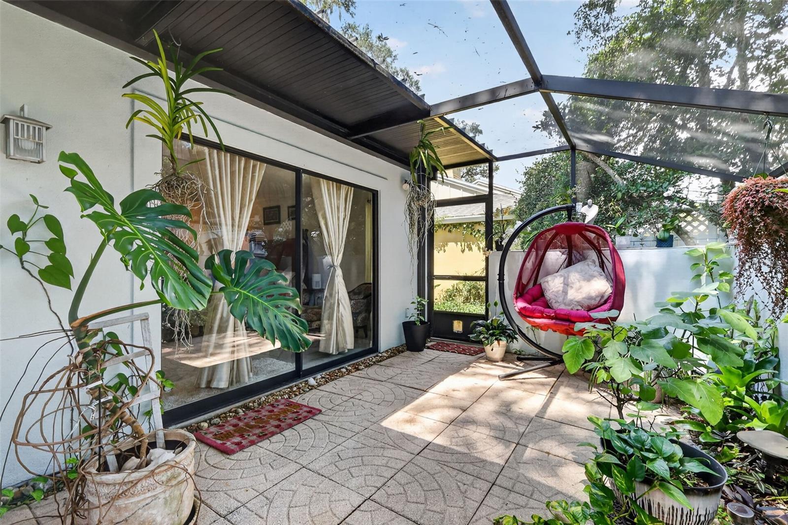 21 Townhill Dr Property Photo 27