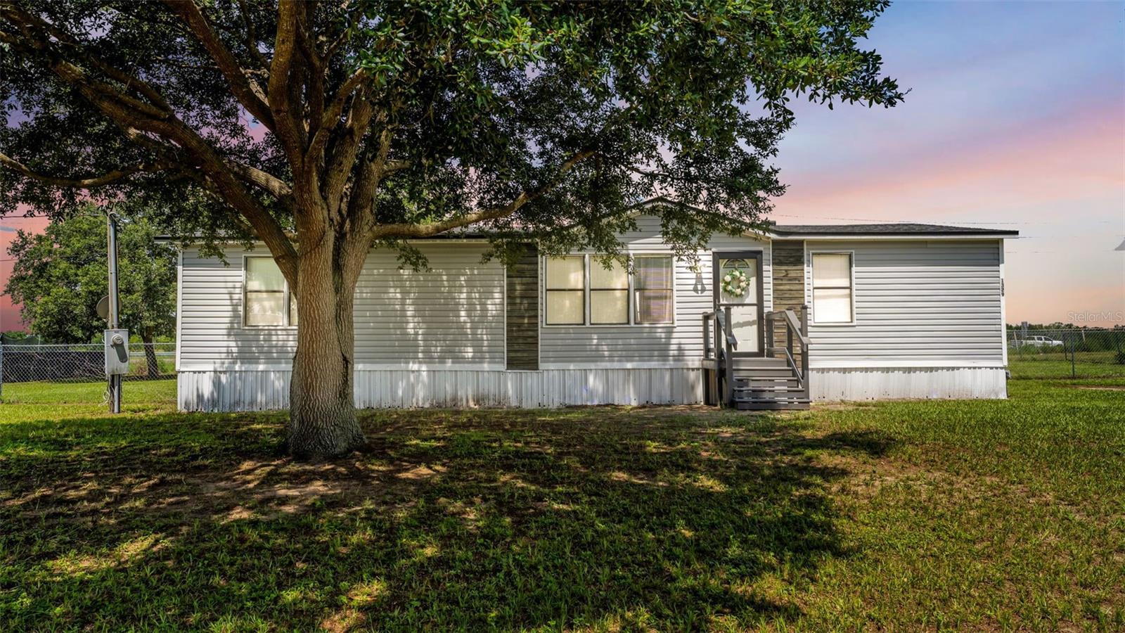 1329 ASHLEE CT
