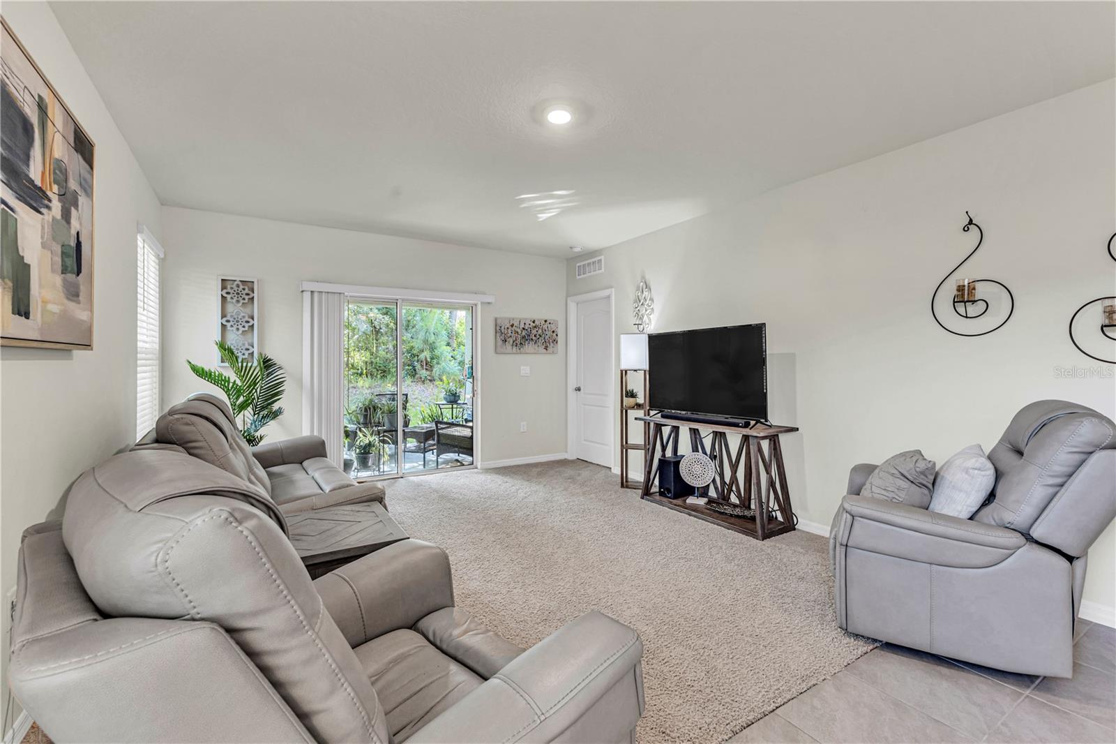 345 Pelham Park Dr Property Photo 12