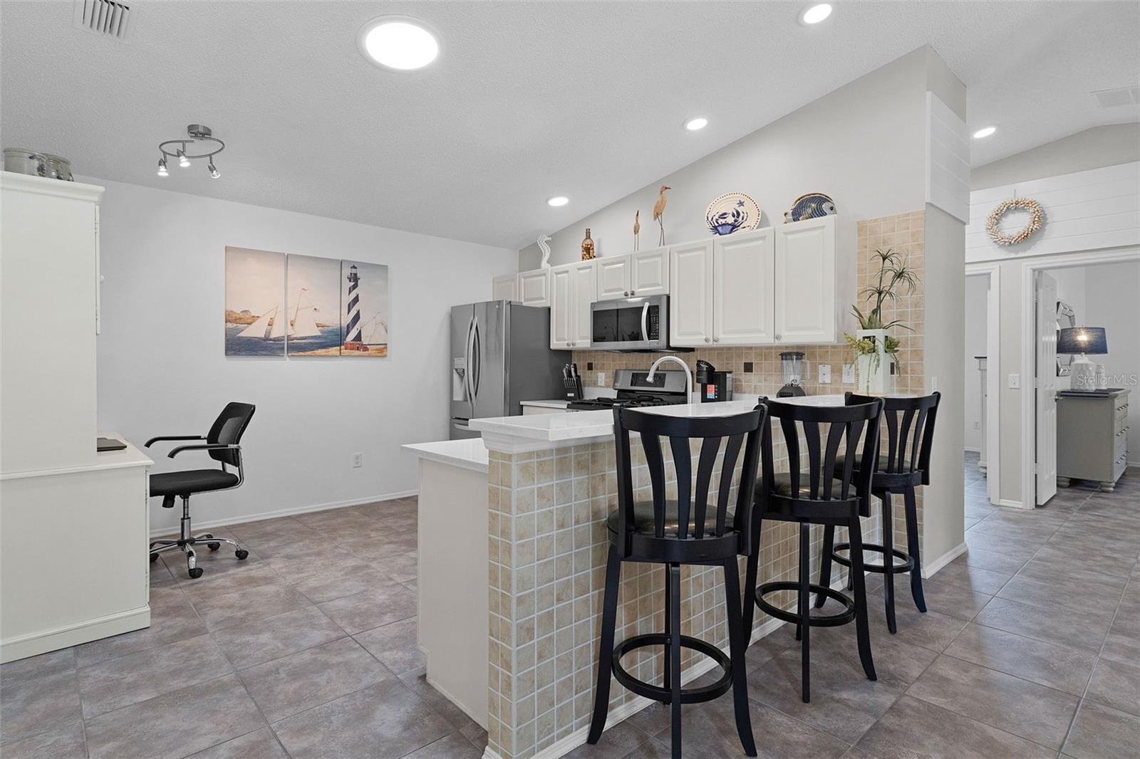 313 Varnville Way Property Photo 12