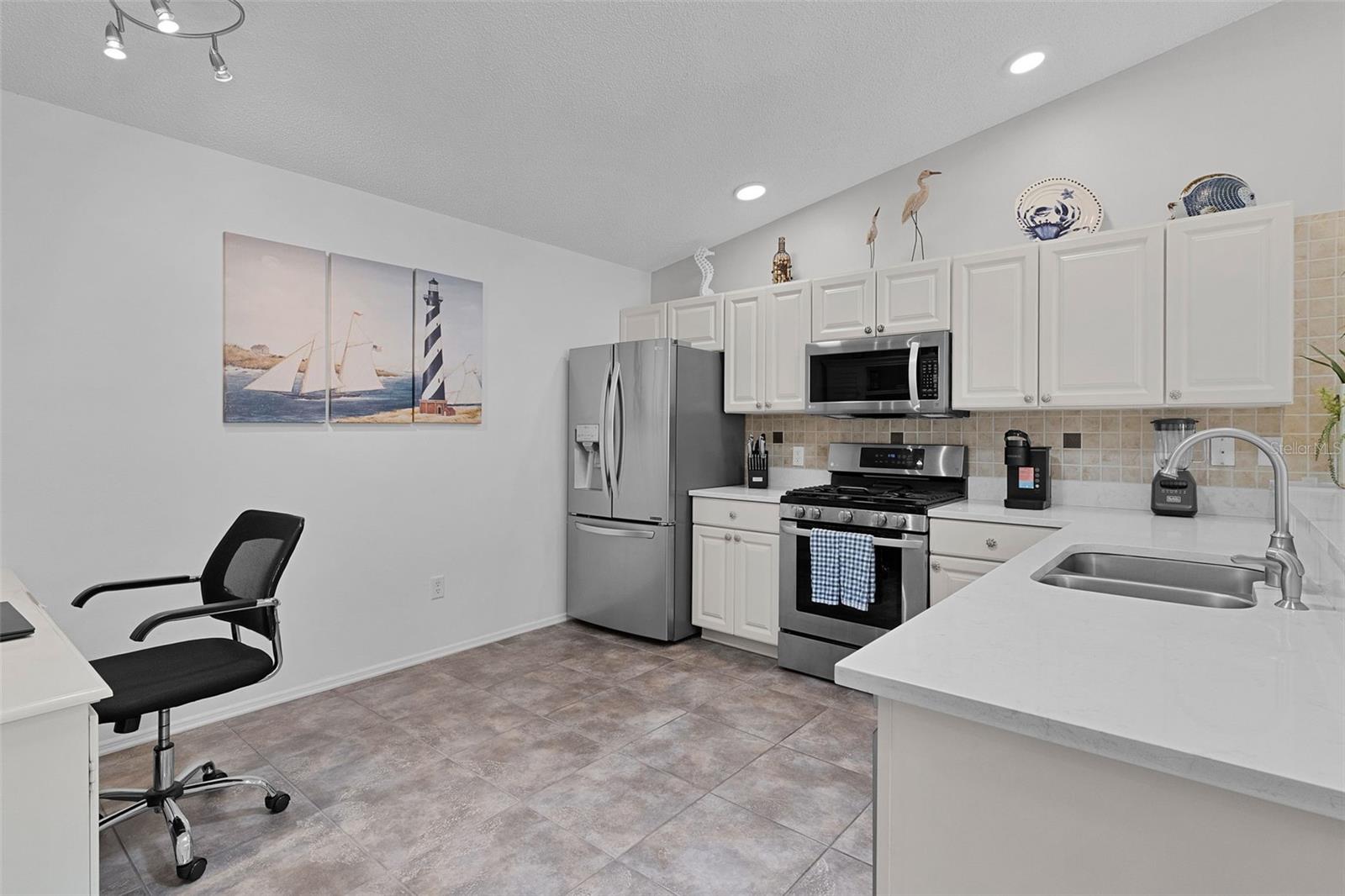 313 Varnville Way Property Photo 13