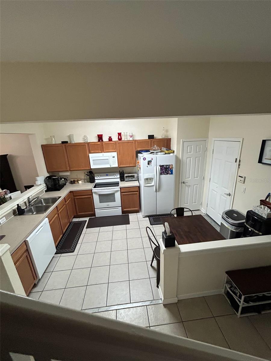 1121 Seton Hall Ct Property Photo 8