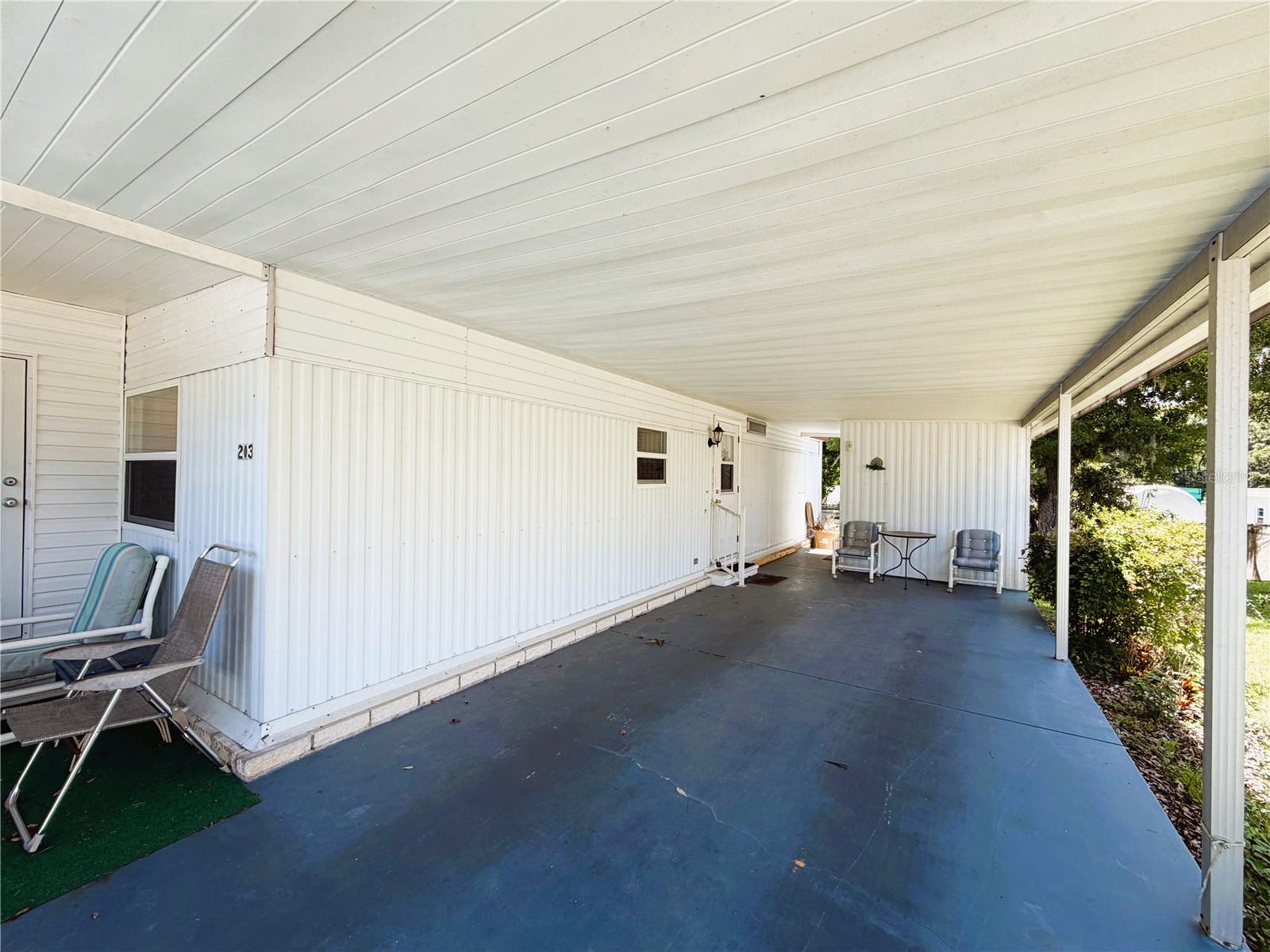 203 Aspen Cir Property Photo 5