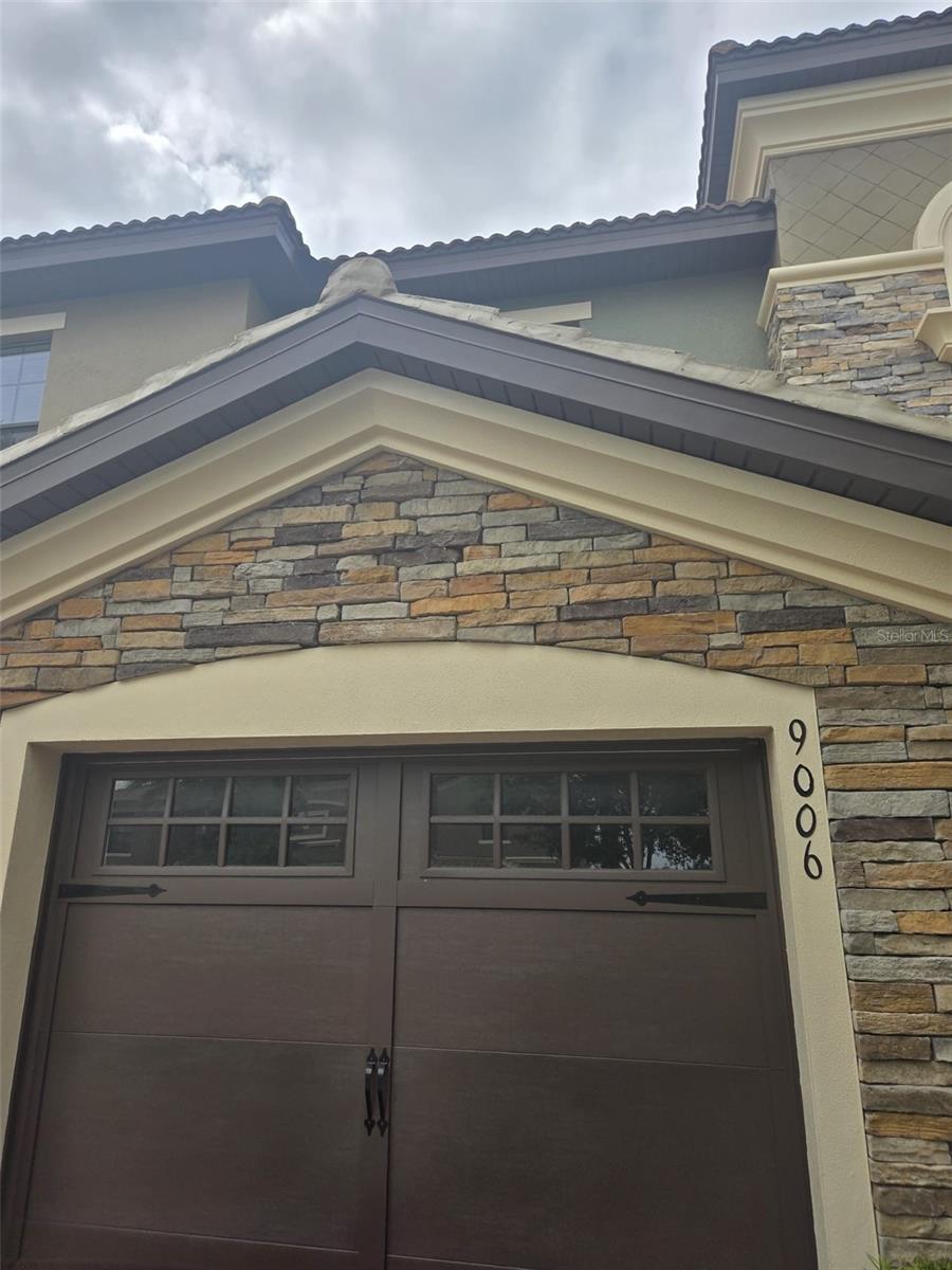 9006 AZALEA SANDS LN Property Photo 1
