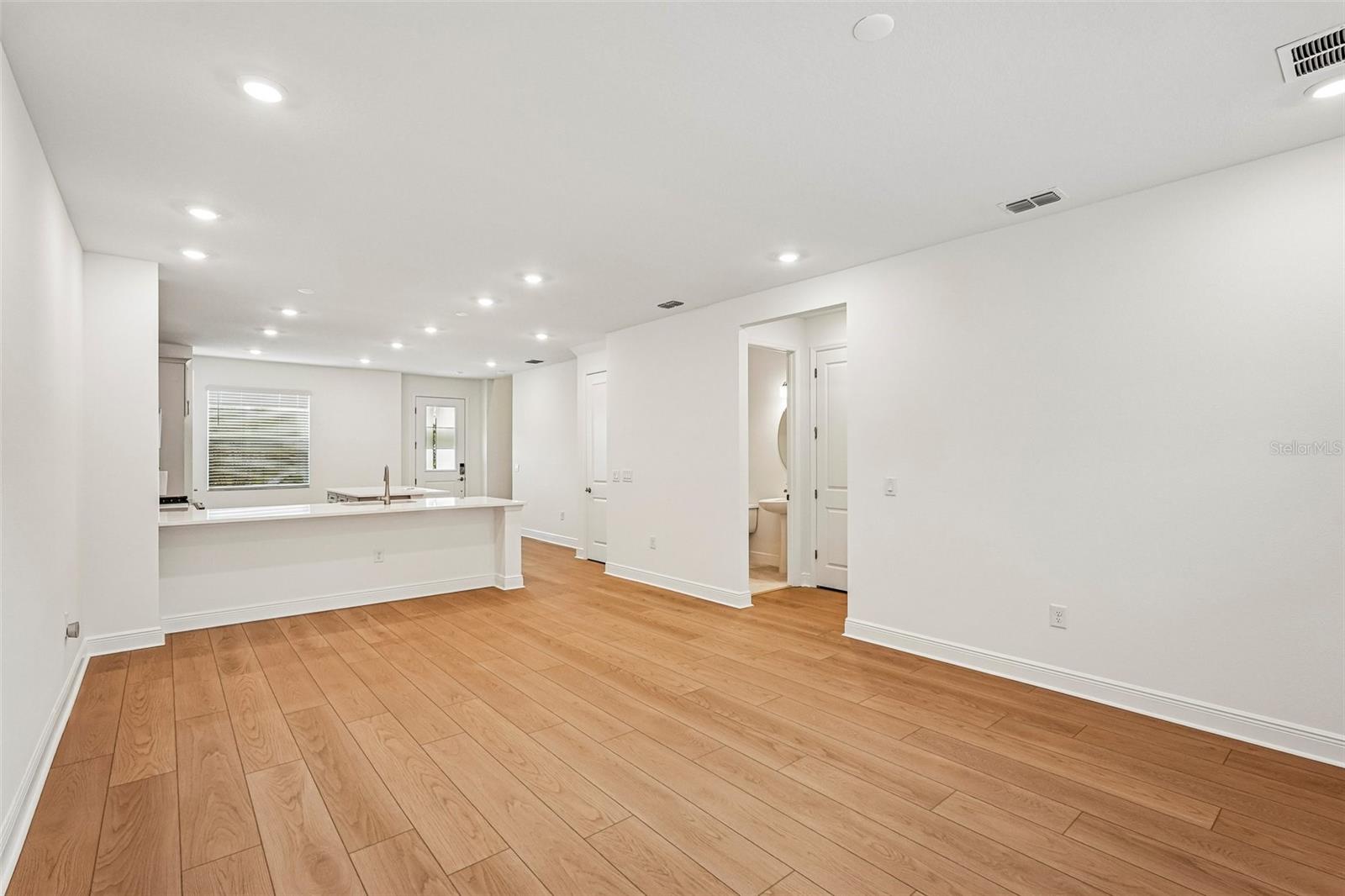 4426 Sunset Garden St Property Photo 11
