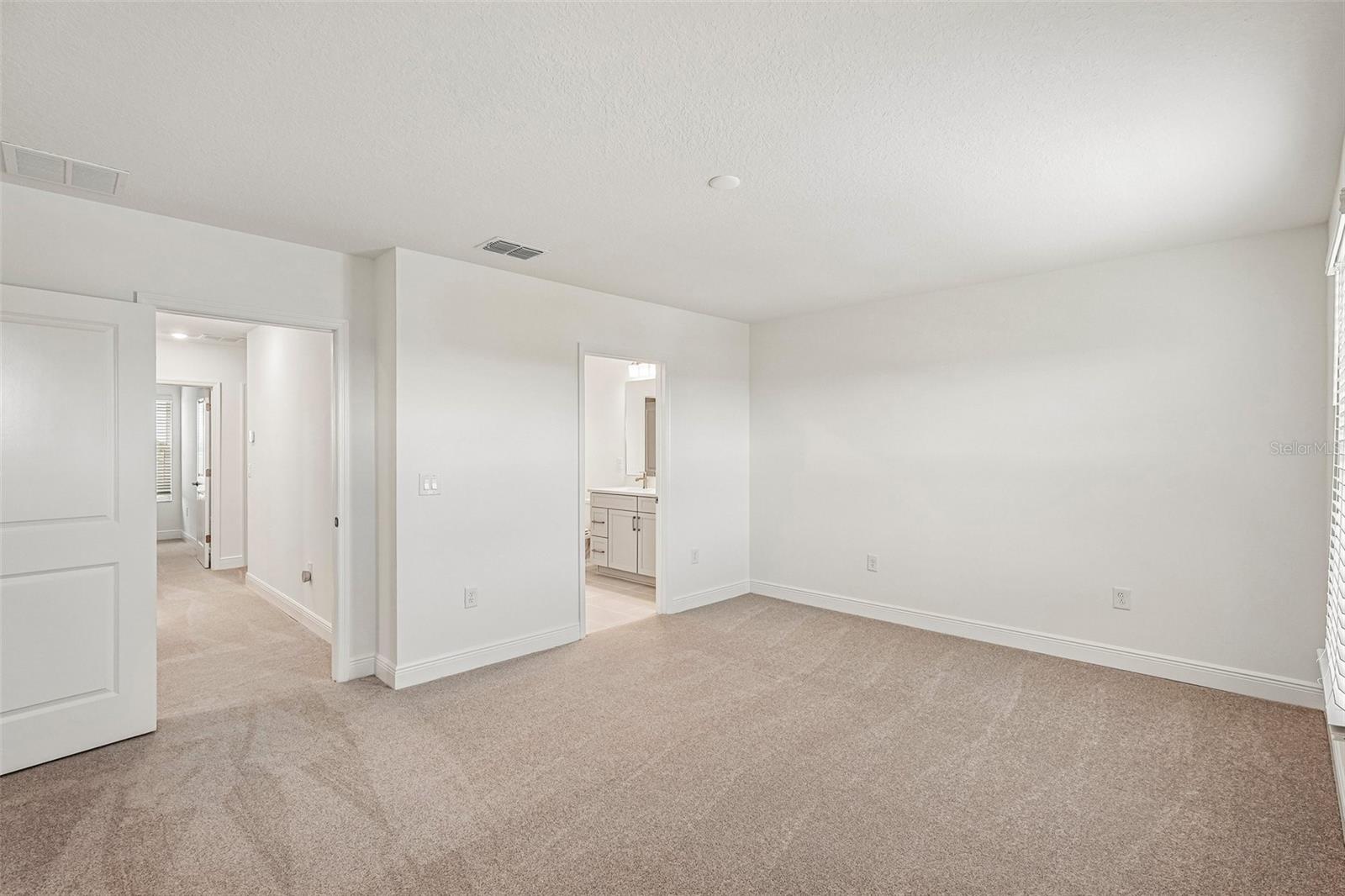 4426 Sunset Garden St Property Photo 14