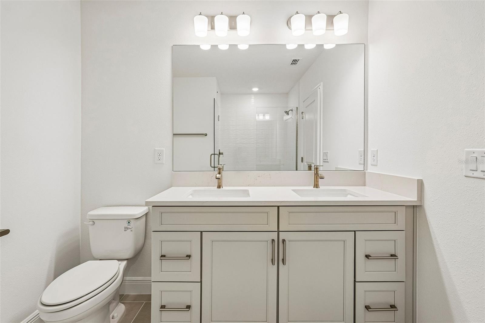 4426 Sunset Garden St Property Photo 19