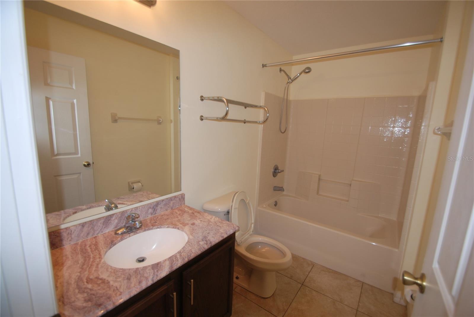 217 Robin Rd Property Photo 15