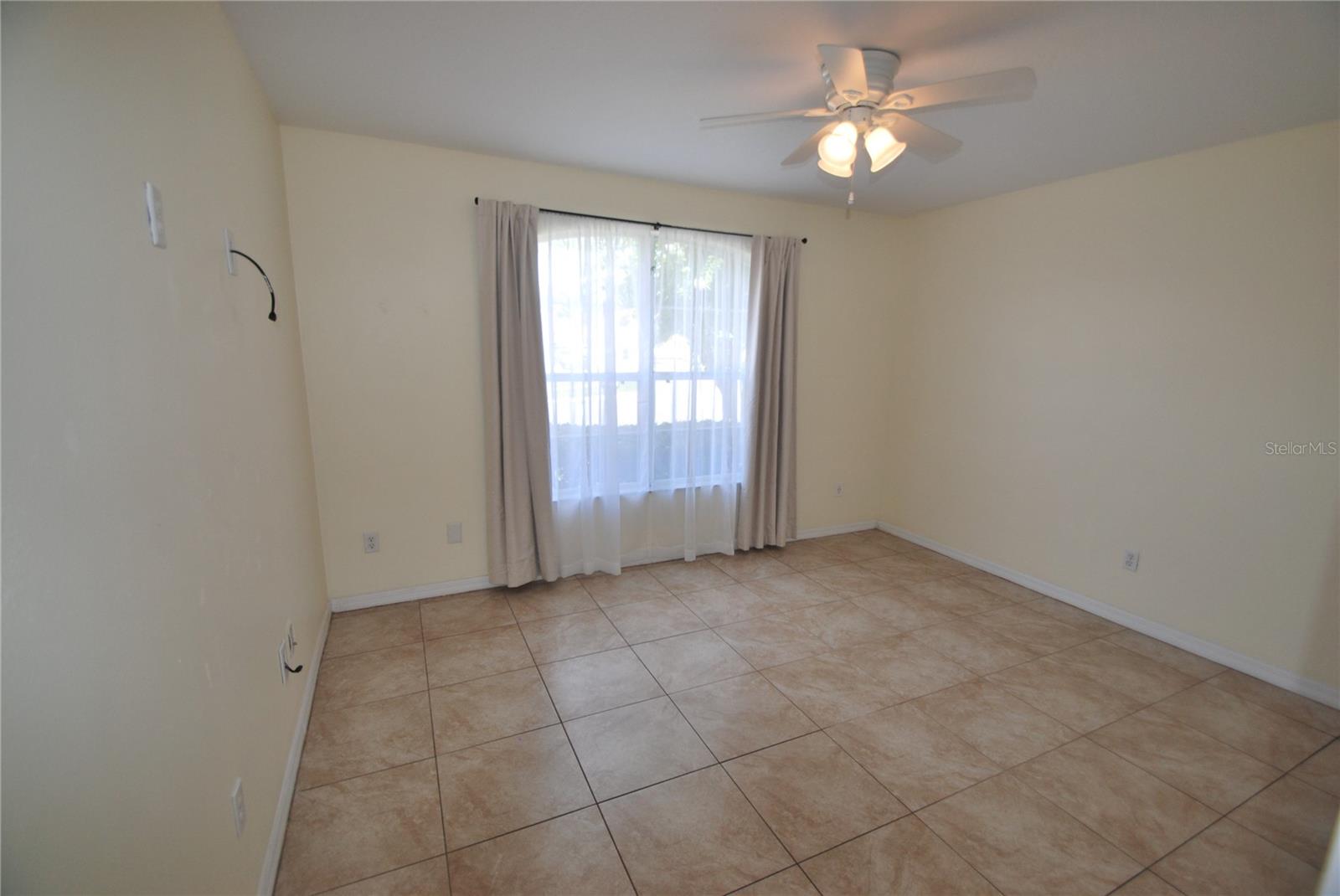 217 Robin Rd Property Photo 16
