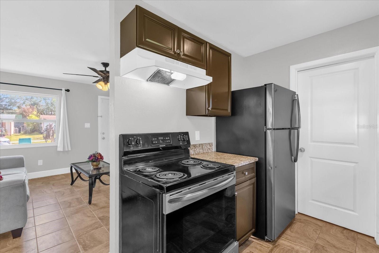 5390 Botany Ct Property Photo 15