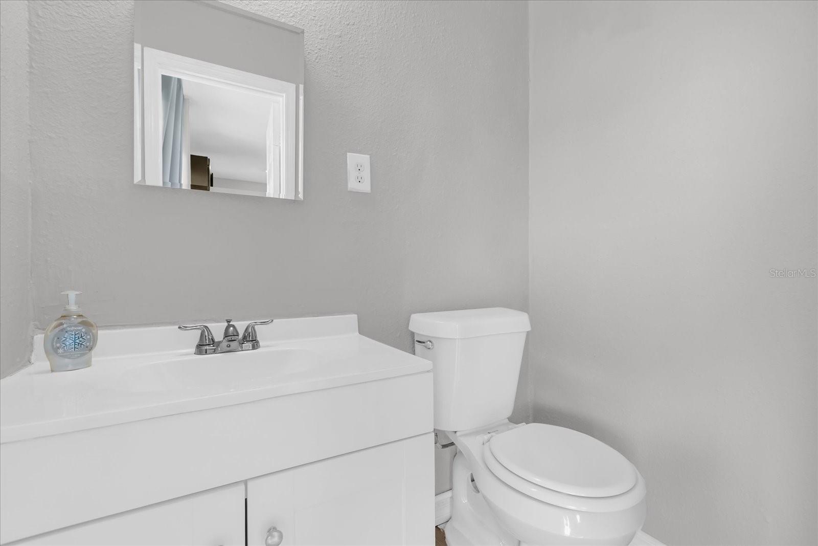 5390 Botany Ct Property Photo 23