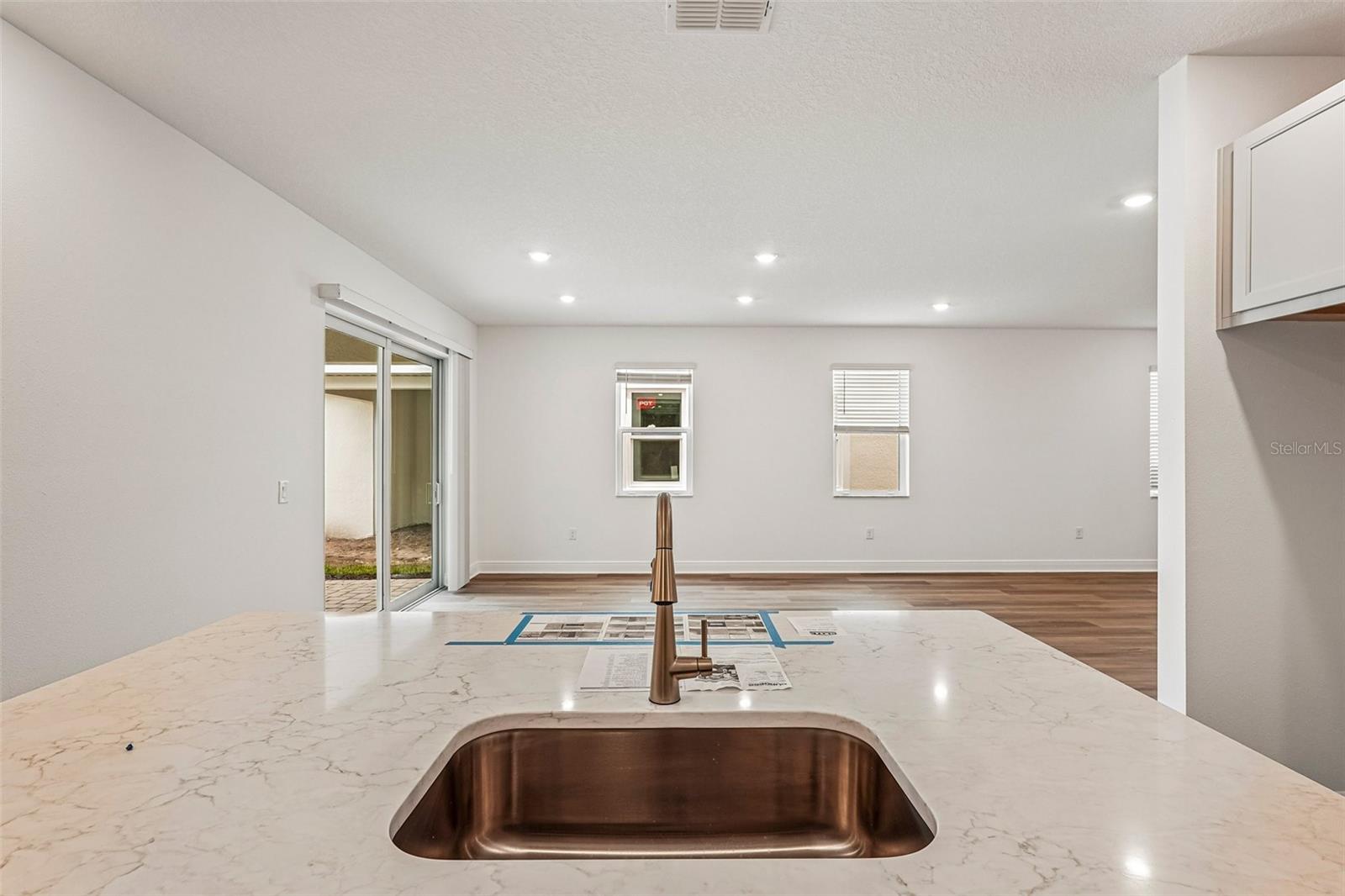 4422 Sunset Garden St Property Photo 9