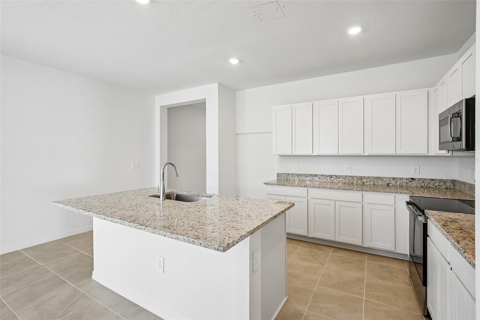 4520 Outhaul Run Property Photo 5