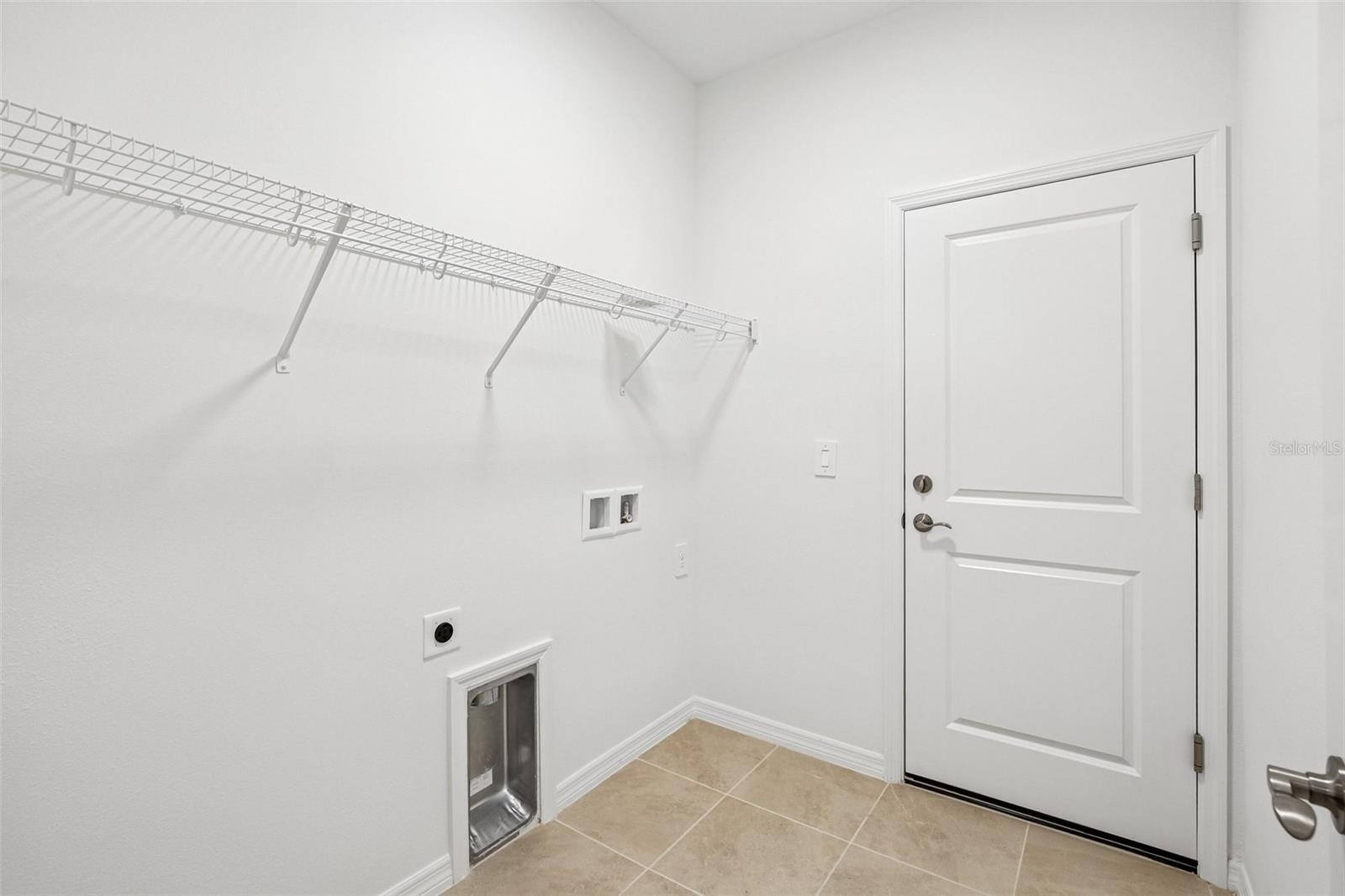 4520 Outhaul Run Property Photo 31