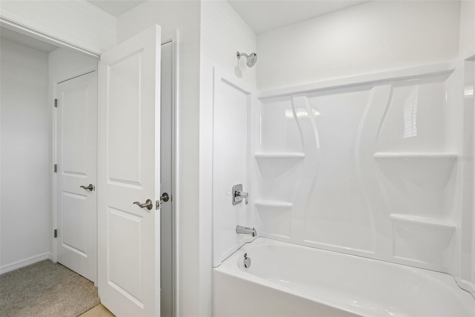4520 Outhaul Run Property Photo 38