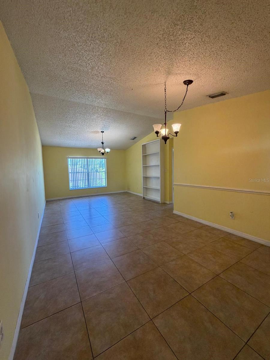 2975 S Fern Creek Ave #2975 Property Photo 2