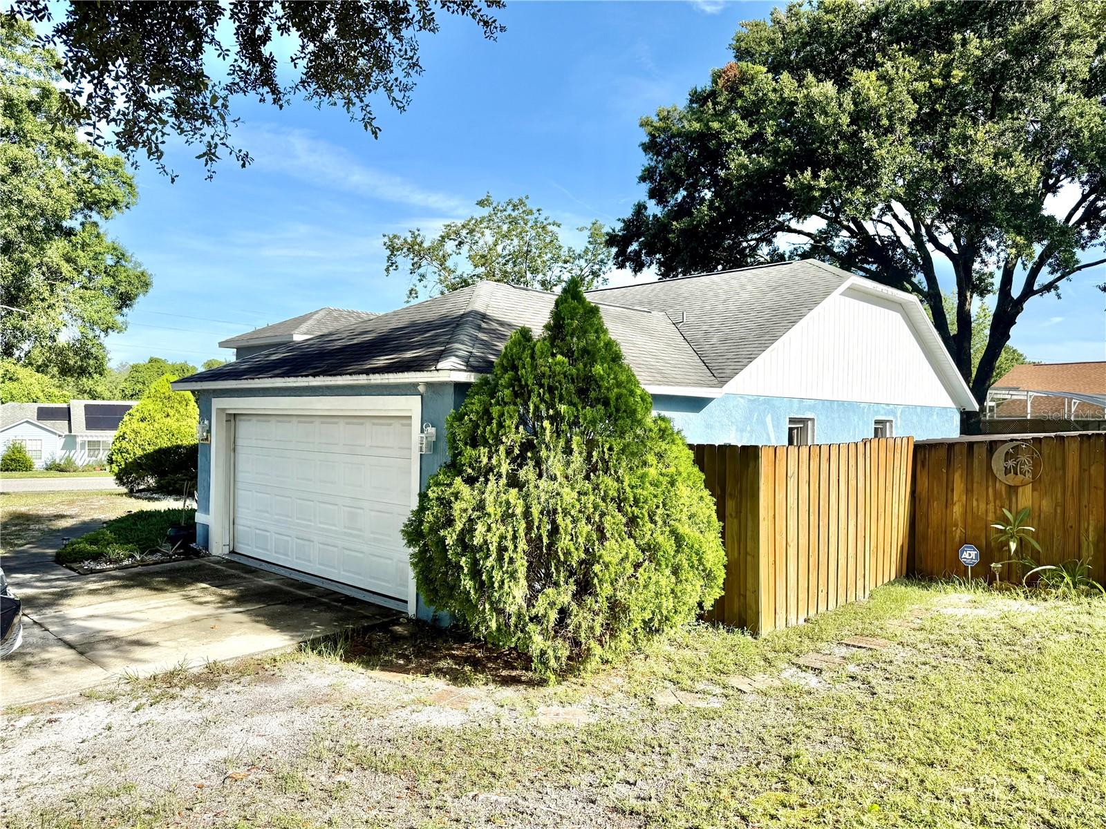 3244 Fieldcrest Ter Property Photo 3