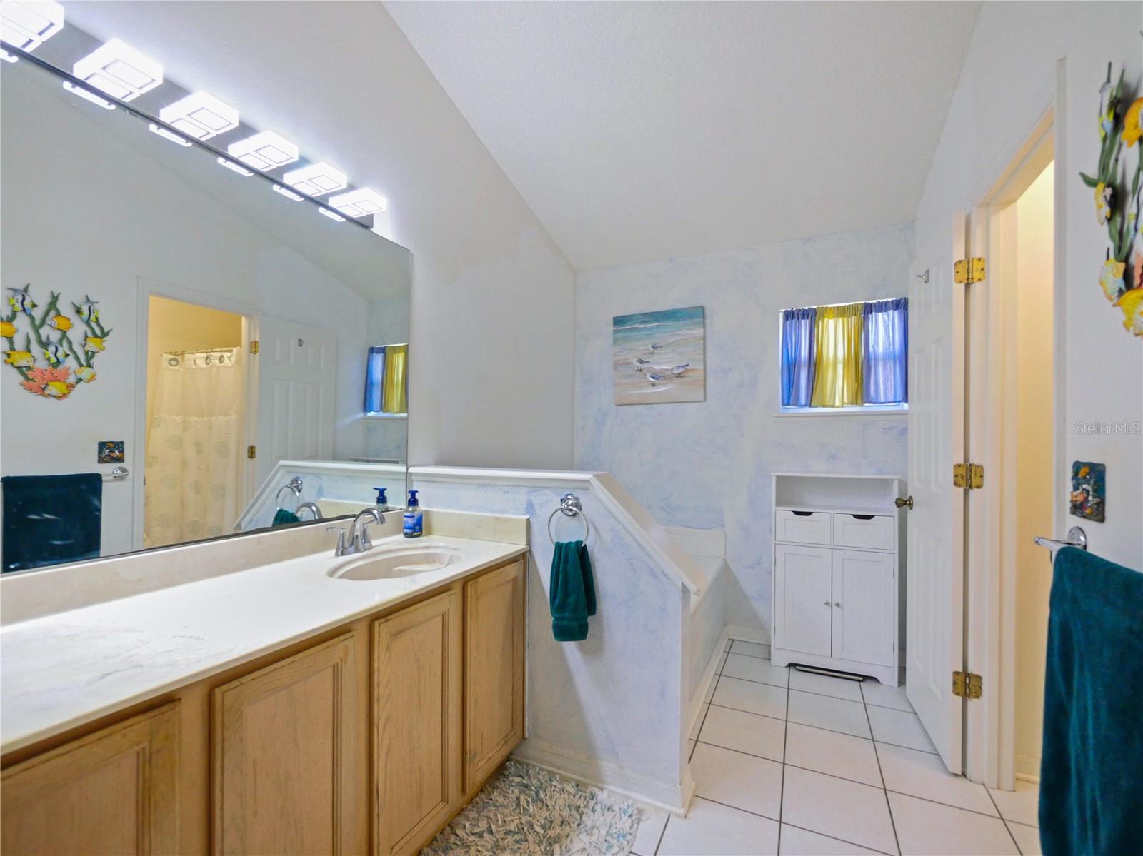 3244 Fieldcrest Ter Property Photo 28