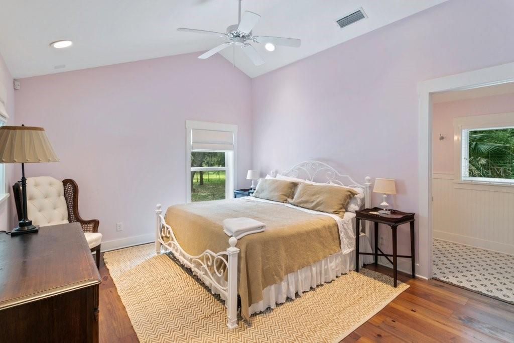 R4911707 Property Photo 46