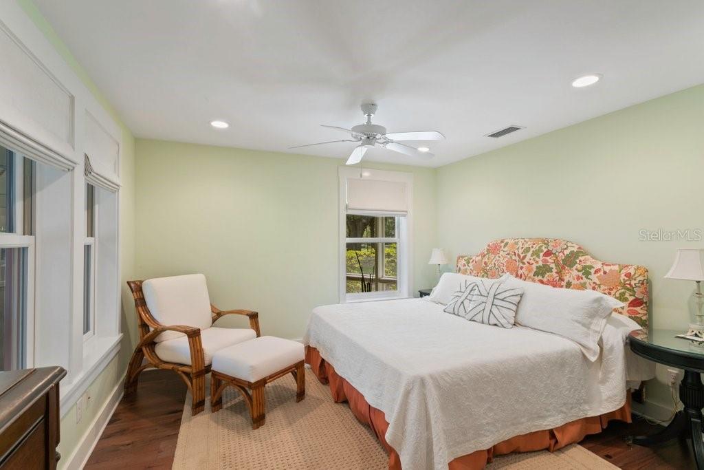 R4911707 Property Photo 48