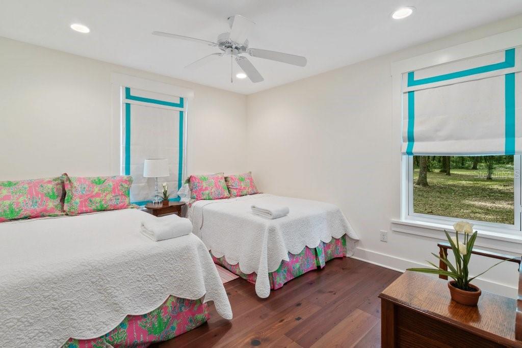 R4911707 Property Photo 50