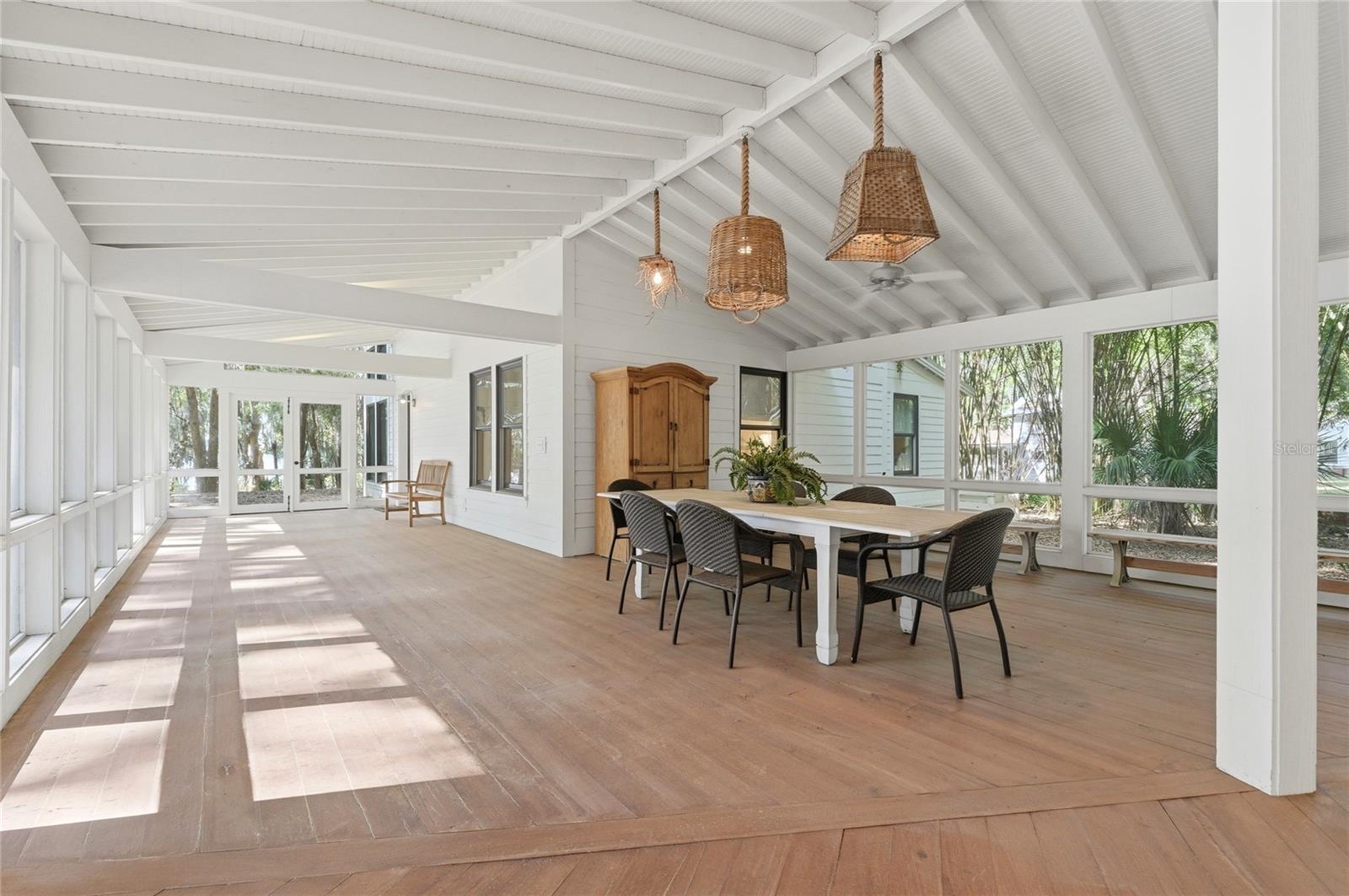 R4911707 Property Photo 53