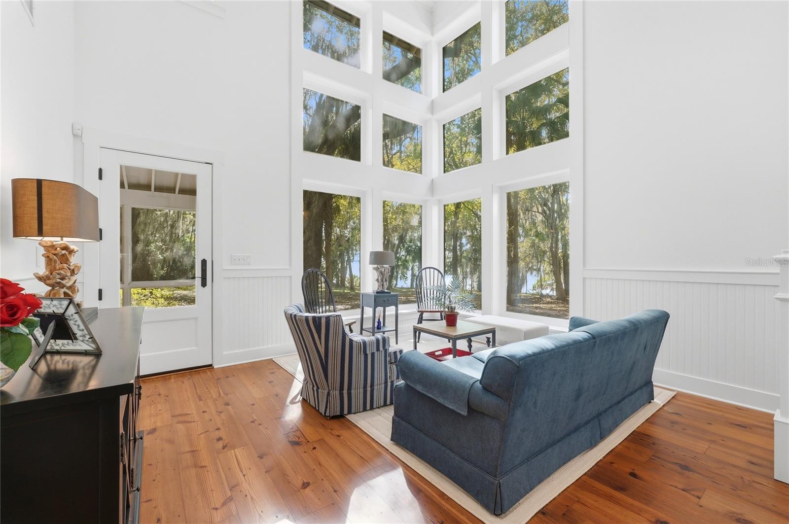 R4911707 Property Photo 56