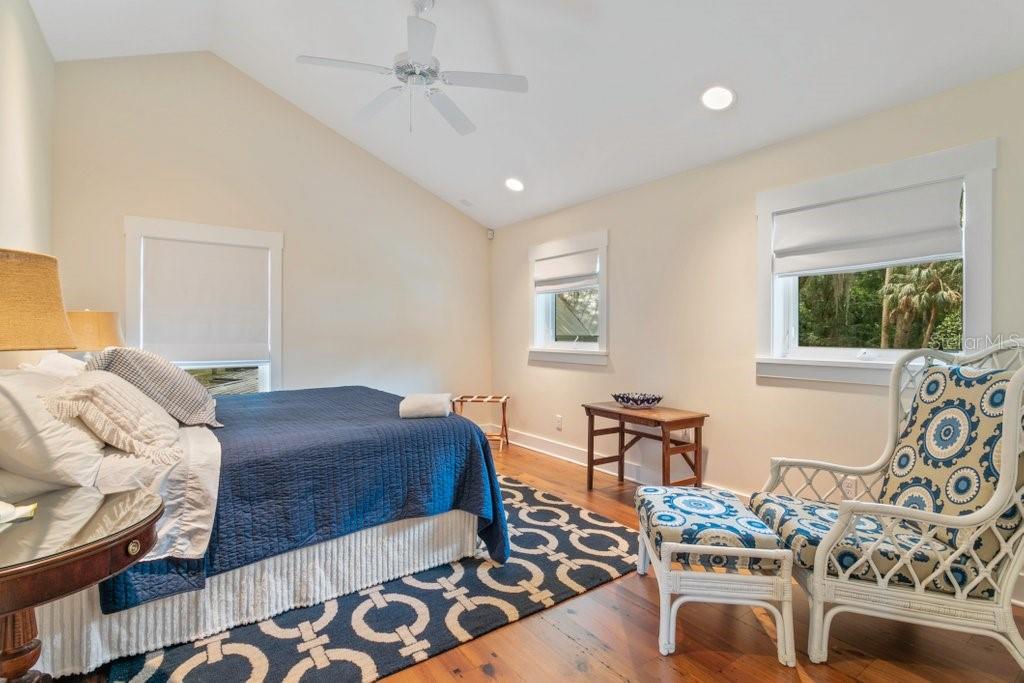 R4911707 Property Photo 57