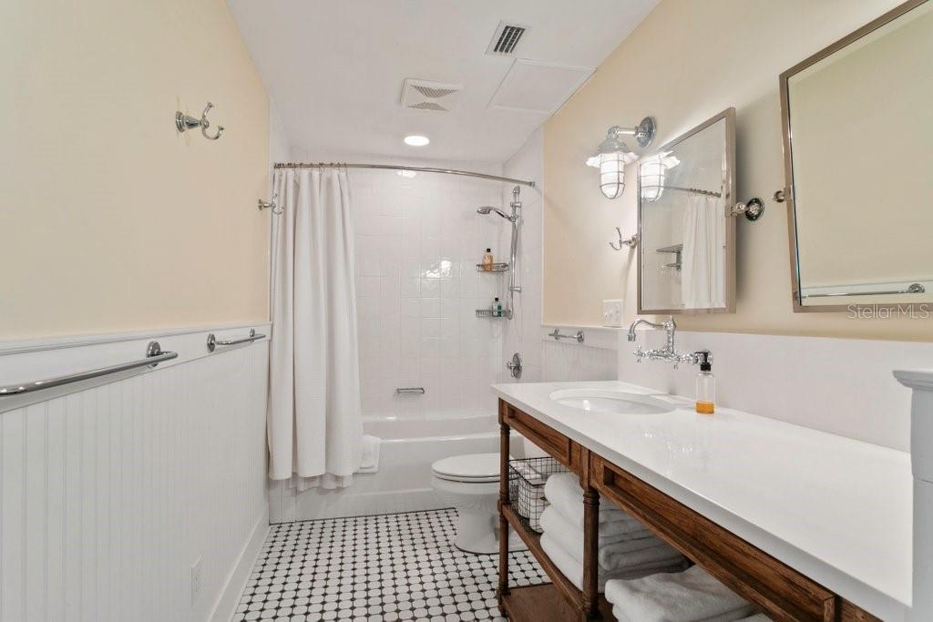R4911707 Property Photo 60