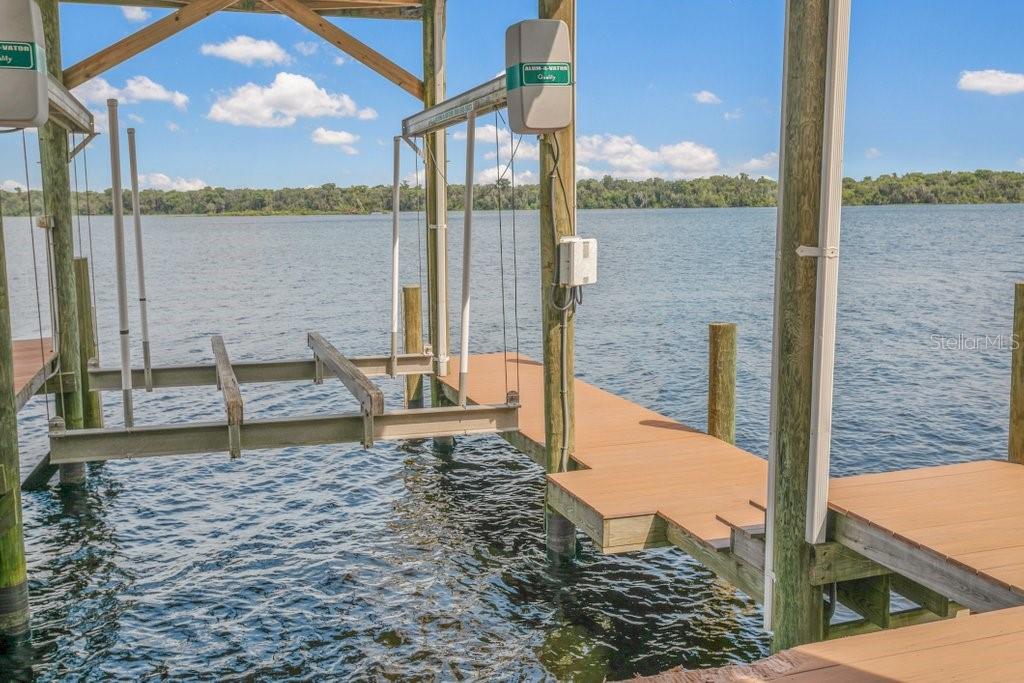 R4911707 Property Photo 77