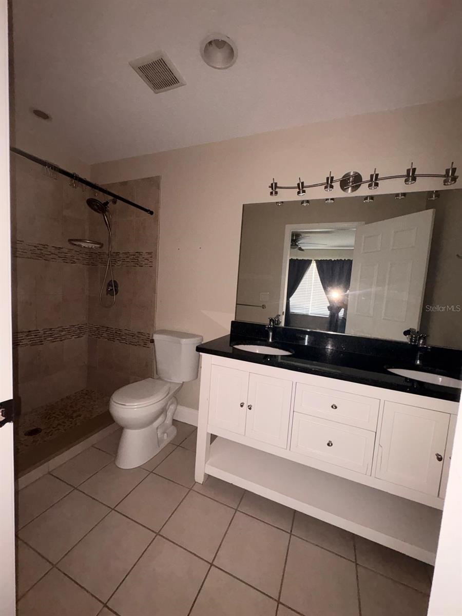 2534 Leeward Way Property Photo 10