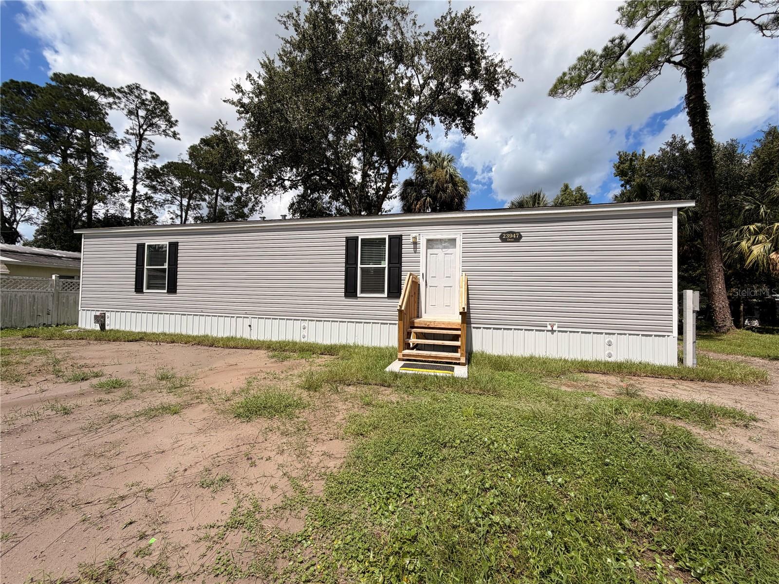 23947 Deer Rd Property Photo 1