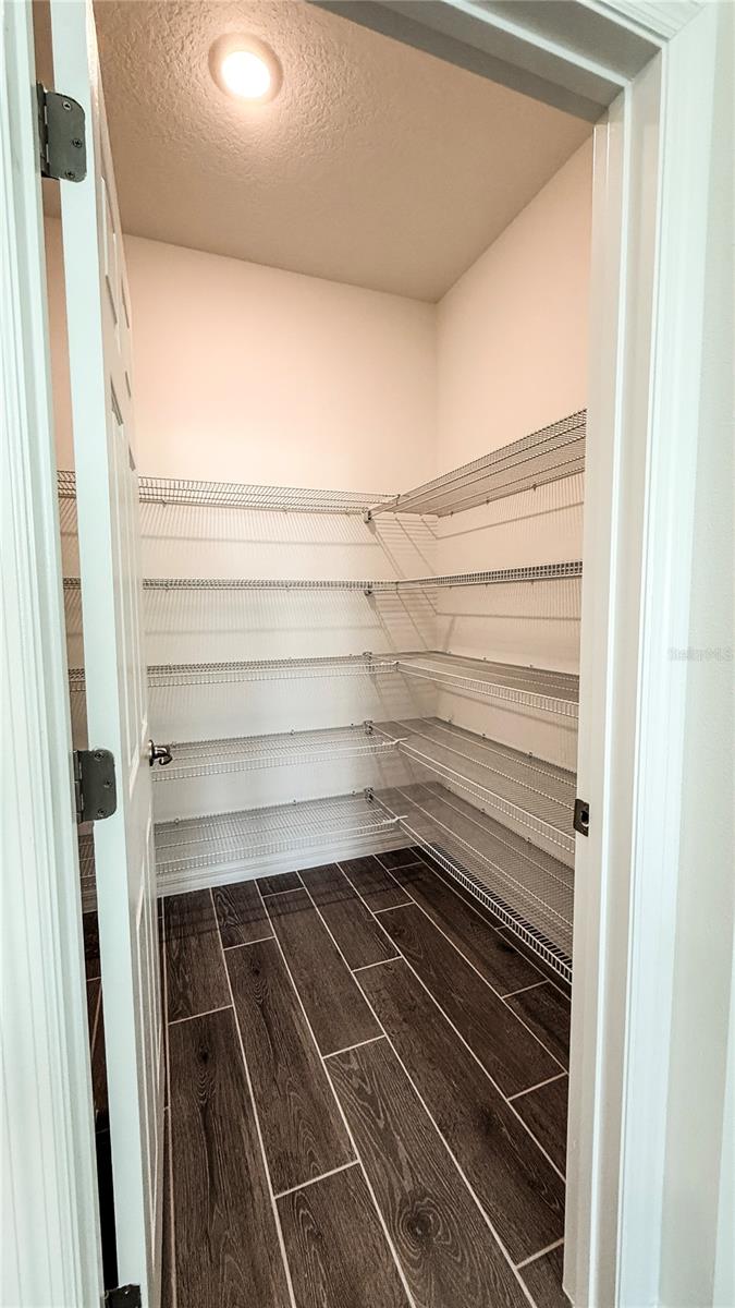 1816 Columbus Path St Property Photo 10