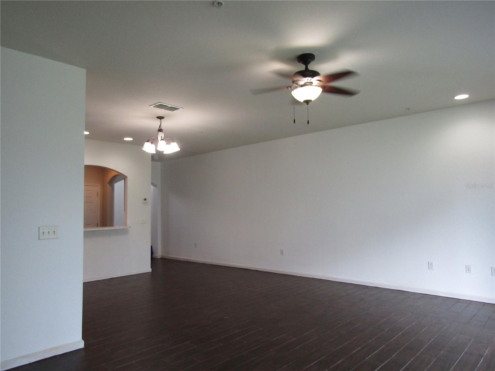3108 Wentworth Ln Property Photo 7