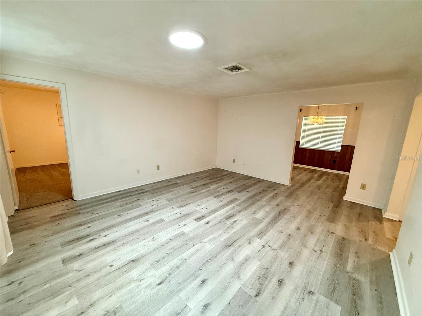 4332 Blonigen Ave Property Photo 9