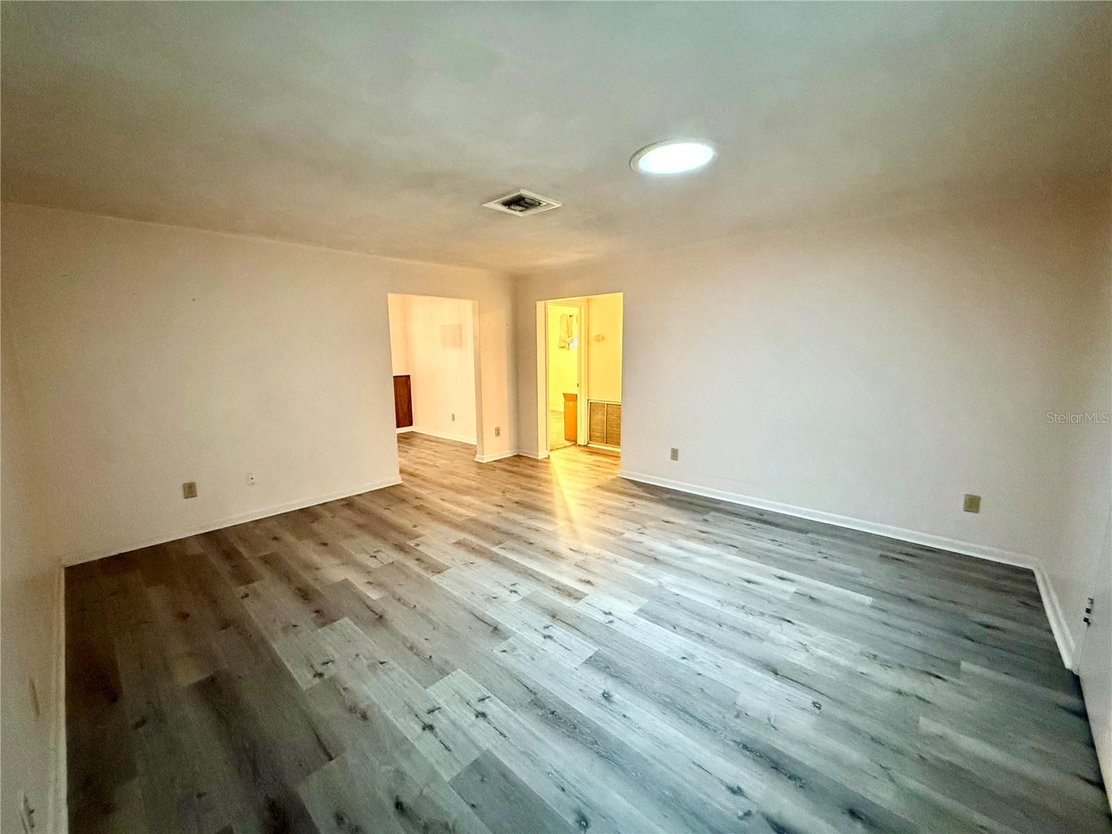 4332 Blonigen Ave Property Photo 10