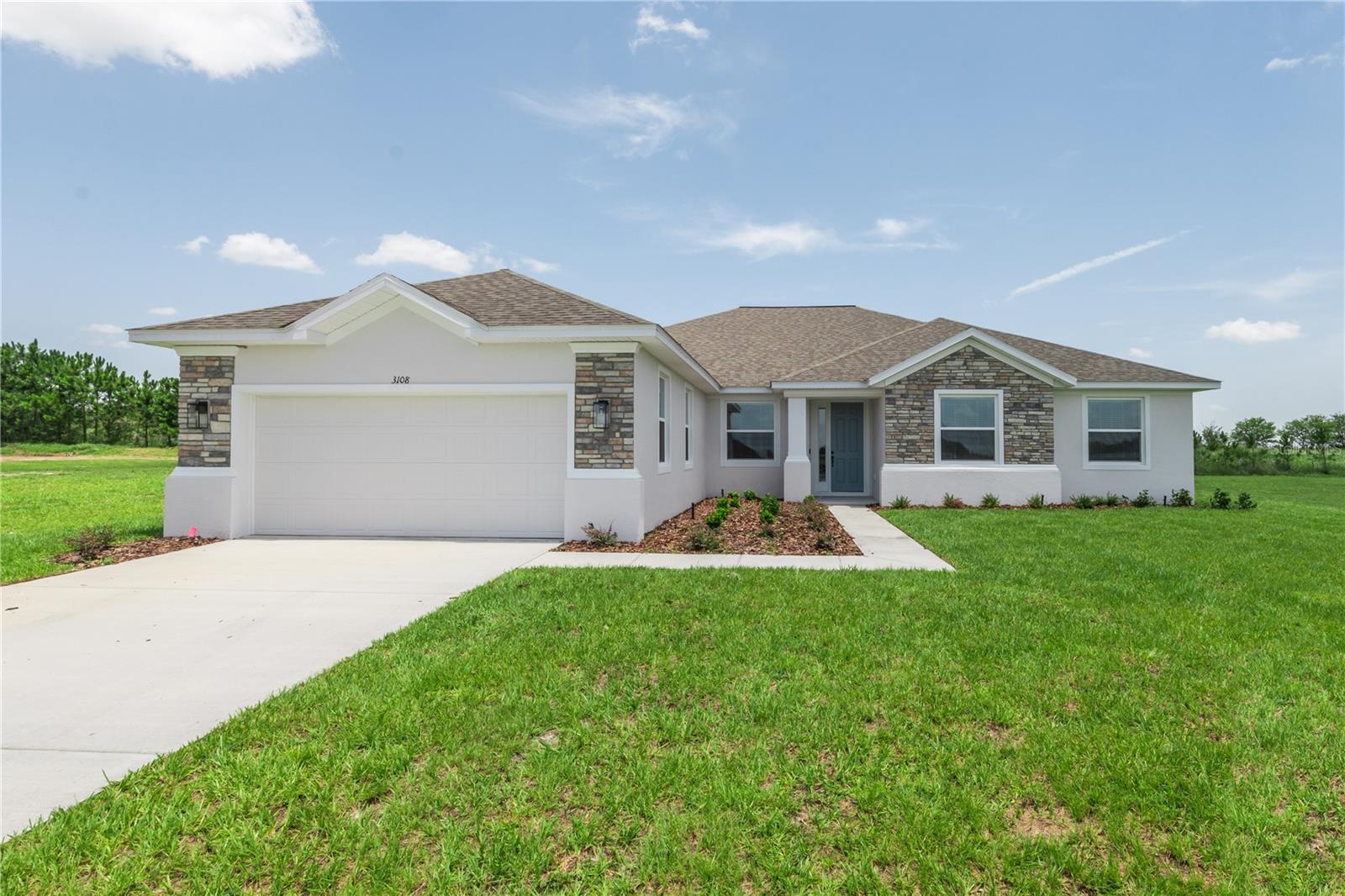 3108 EVELYN LN