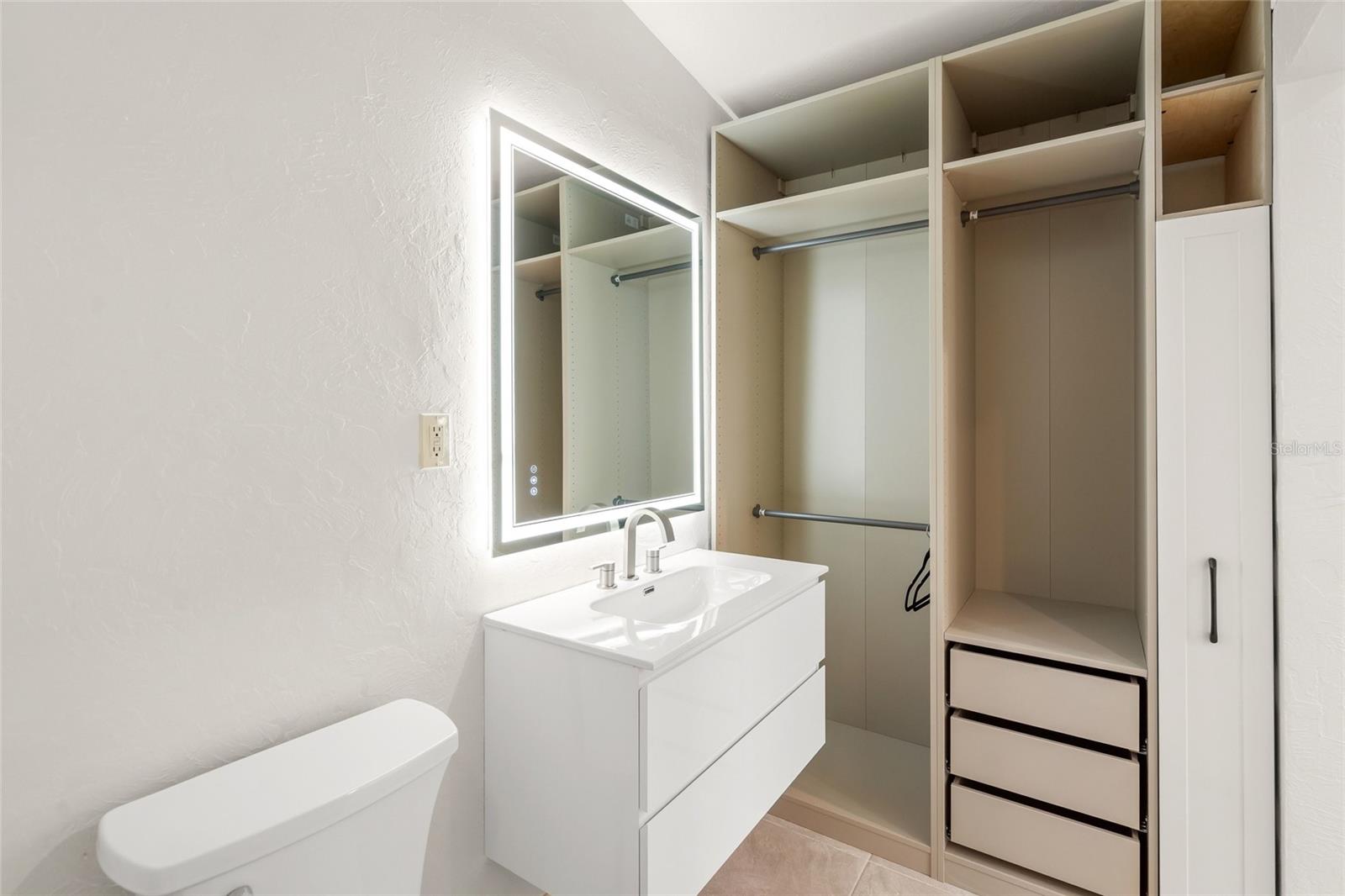 2722 Ingot Pl Property Photo 17