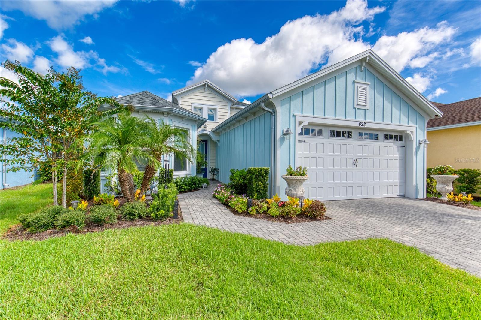 422 Coral Reef Way Property Photo 3