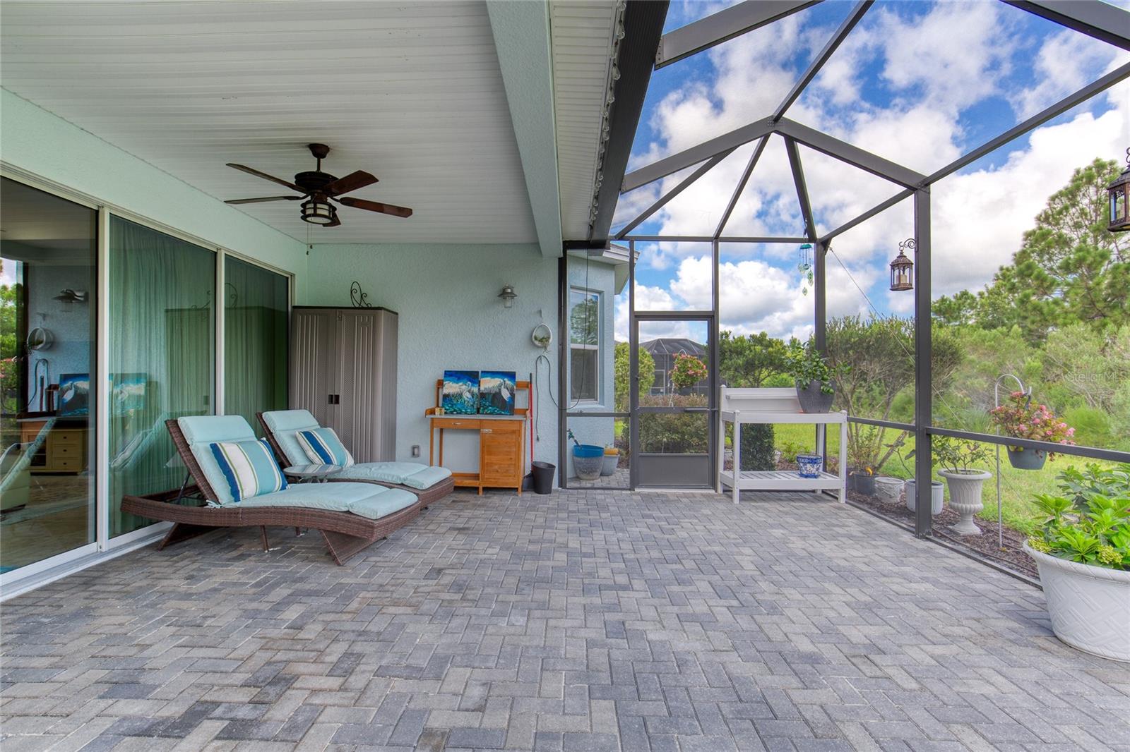 422 Coral Reef Way Property Photo 32